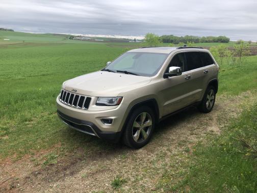 Photo 1 of 20 of 2014 Jeep Grand Cherokee Limited